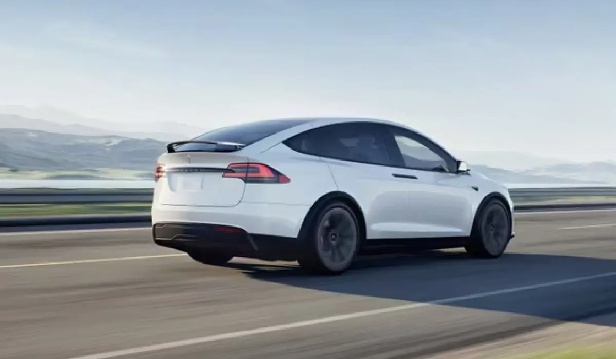 Tesla - Model X Plaid - Best Car Rentals - Best Preowned Car - Exclusive Concierge Club.webp